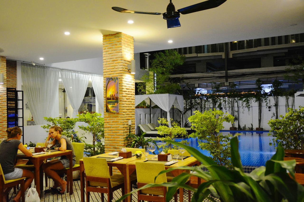 Home Chic Hotel Phnom Penh Exterior foto