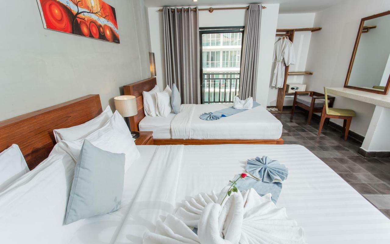 Home Chic Hotel Phnom Penh Exterior foto